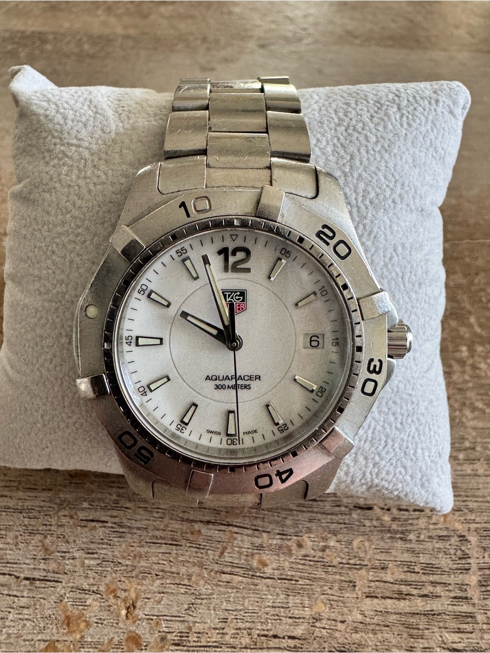Tag Heuer Aquaracer Stainless Steel Watch - White Dial very sharp - Picture 2 of 14